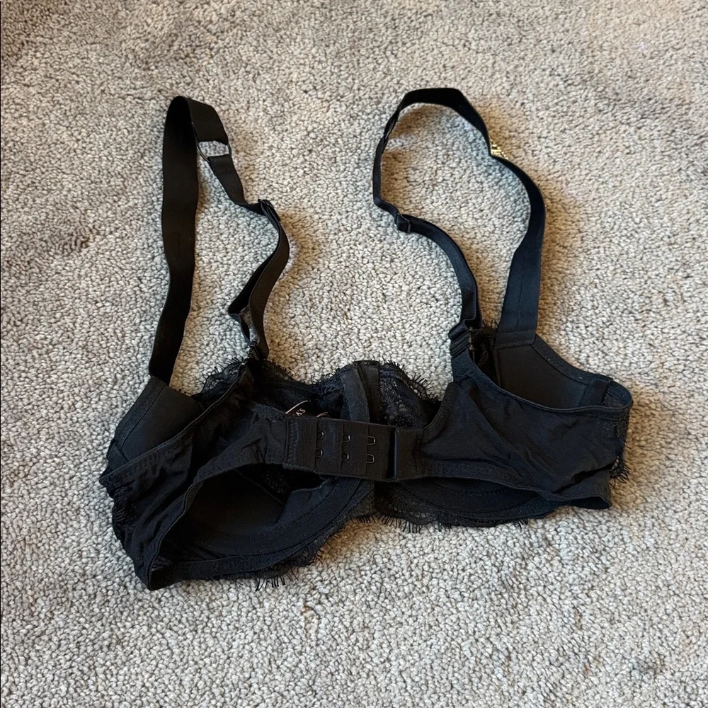 Victoria Secret Black Very Sexy Push Up Without Padding Bra SIZE 32C